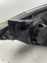 Load image into Gallery viewer, Frontscheinwerfer Hyundai I10 92102B9000 Rechts Scheinwerfer Headlight SCH7904870138bi