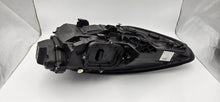 Laden Sie das Bild in den Galerie-Viewer, Frontscheinwerfer Skoda Octavia I 5E4941015B LED Links Scheinwerfer Headlight SCH3560573118eu