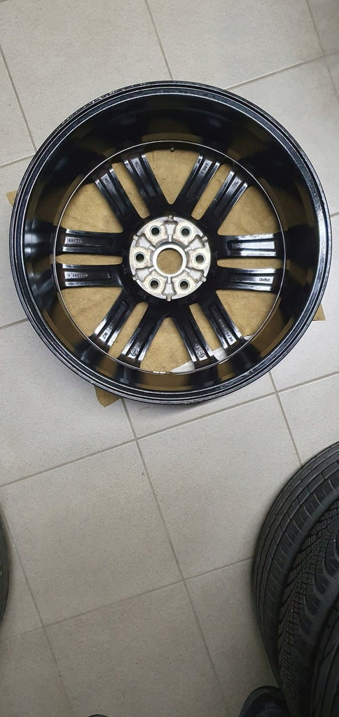 1x Alufelge 19 Zoll 7.5" 6x114.3 50ET Glanz Schwarz N84901 Mercedes-Benz