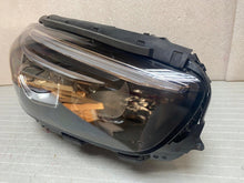 Laden Sie das Bild in den Galerie-Viewer, Frontscheinwerfer Mercedes-Benz W247 A2479061405 LED Rechts Headlight SCH9164357601lo