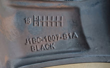 Laden Sie das Bild in den Galerie-Viewer, 1x Alufelge 17 Zoll 7.0&quot; 5x108 42 5ET Glanz Silber J1BC-1007-C1A Ford Fiesta