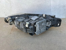 Laden Sie das Bild in den Galerie-Viewer, Frontscheinwerfer BMW F30 F31 8738711 Ein Stück (Rechts oder Links) Headlight