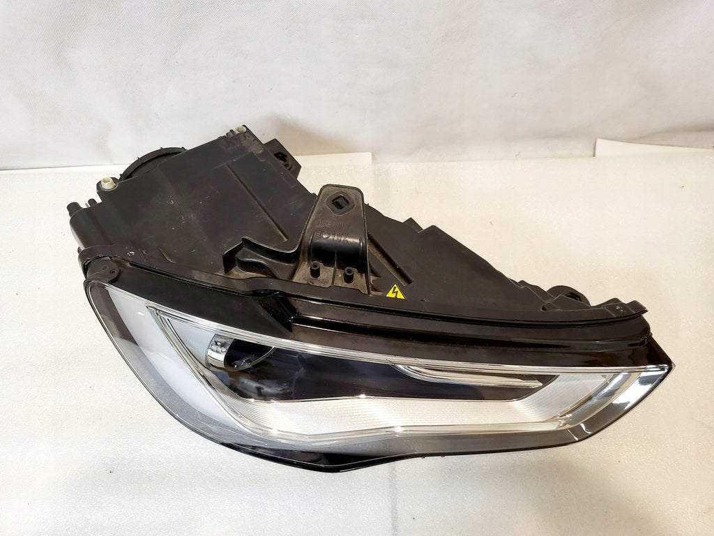 Frontscheinwerfer Audi A3 8V0941031 Xenon Ein Stück (Rechts oder Links)