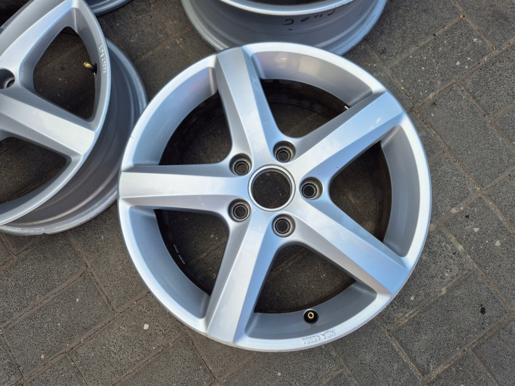 4x Alufelge 16 Zoll 6.0" 5x112 50ET 5K0071496 Audi I Rim Wheel FEL4649469477fi