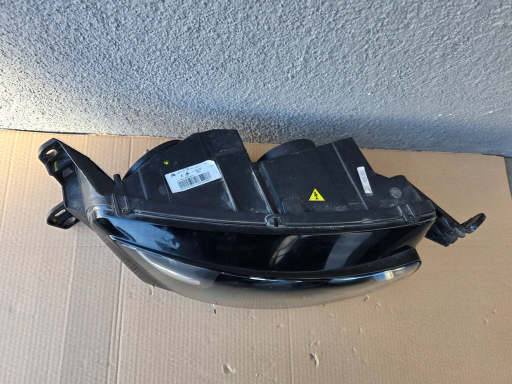 Frontscheinwerfer Citroën C4 Picasso II 9677217480-02 Xenon Rechts Headlight SCH8944525066lb