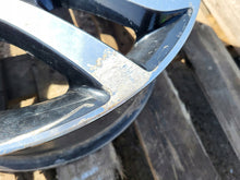 Load image into Gallery viewer, 1x Alufelge 17 Zoll 6.5&quot; 4x100 40ET 403005727R Renault Rim Wheel