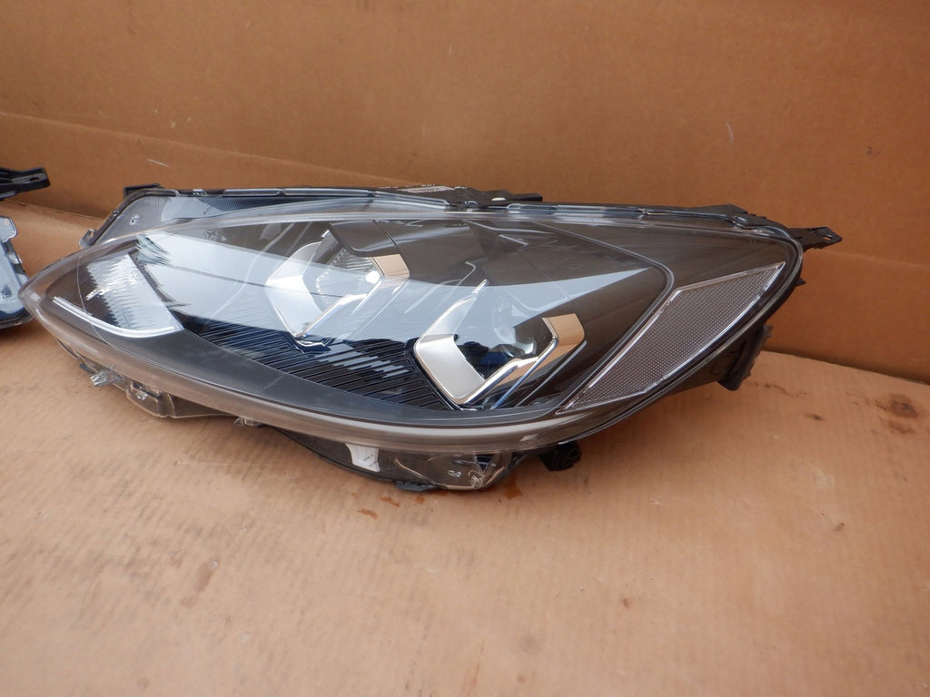 Frontscheinwerfer Ford Kuga LV4B-13W030-AF LED Ein Satz Scheinwerfer Headlight