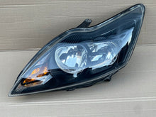 Laden Sie das Bild in den Galerie-Viewer, Frontscheinwerfer Ford Focus 8M51-13W030-CF Links Scheinwerfer Headlight SCH9571954481se