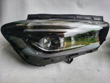 Laden Sie das Bild in den Galerie-Viewer, Frontscheinwerfer Mercedes-Benz W247 A2479061903 Full LED Ein Satz Headlight SCH1640118361ez