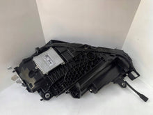 Laden Sie das Bild in den Galerie-Viewer, Frontscheinwerfer Skoda Superb 3P1941016A LED Rechts Scheinwerfer Headlight SCH2755587860mo
