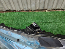 Laden Sie das Bild in den Galerie-Viewer, Frontscheinwerfer Honda Insight 100-22875 Ein Satz Scheinwerfer Headlight