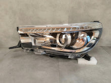 Load image into Gallery viewer, Frontscheinwerfer Toyota Hilux VIII LED Links Scheinwerfer Headlight