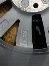 Laden Sie das Bild in den Galerie-Viewer, 1x Alufelge 17 Zoll 2GA601025B VW Golf Viii Rim Wheel FEL8717689239qu