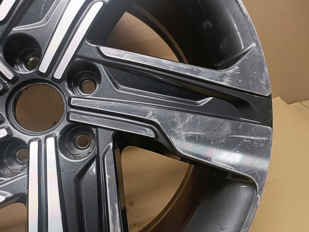 1x Alufelge 19 Zoll 7.5" 5x114.3 49,5ET 5JX19, ET49, 52910-P2330 Kia Sorento