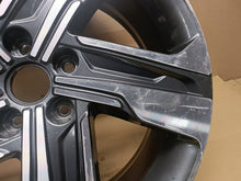 Load image into Gallery viewer, 1x Alufelge 19 Zoll 7.5&quot; 5x114.3 49,5ET 5JX19, ET49, 52910-P2330 Kia Sorento