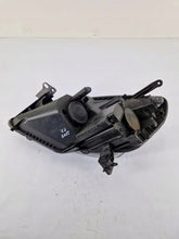 Laden Sie das Bild in den Galerie-Viewer, Frontscheinwerfer Opel Zafira B 4421149R Rechts Scheinwerfer Headlight SCH5562959929uw