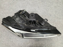 Laden Sie das Bild in den Galerie-Viewer, Frontscheinwerfer Audi Q2 81A941012 LED Rechts Scheinwerfer Headlight SCH9982380742ap