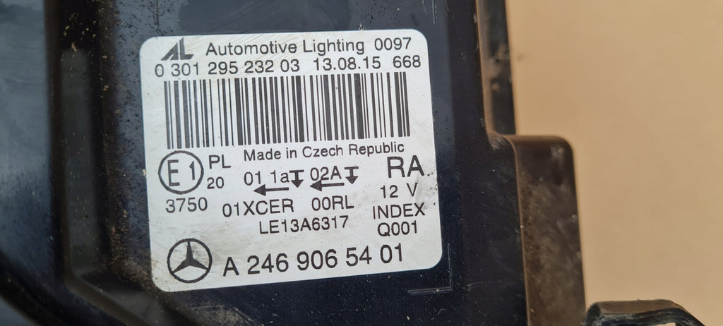 Frontscheinwerfer Mercedes-Benz W246 A2469065401 LED Rechts Headlight