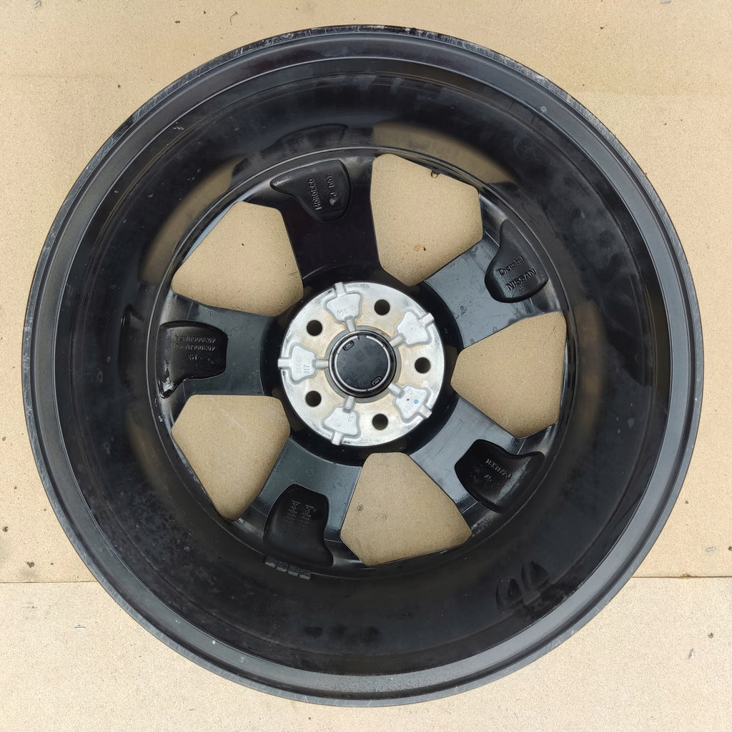 1x Alufelge 18 Zoll 7.0" 5x114.3 45ET 403006UA4J Nissan Qashqai III J12