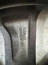 Laden Sie das Bild in den Galerie-Viewer, 1x Alufelge 16 Zoll 6.5" 4x100 49ET Glanz Schwarz 52910-H8500 Kia Rio Iv FEL5820677916ww