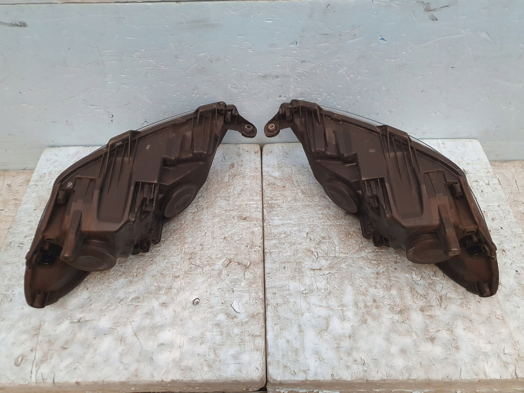 Frontscheinwerfer Skoda Fabia Ein Stück (Rechts oder Links) Headlight