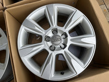 Laden Sie das Bild in den Galerie-Viewer, 4x Alufelge 17 Zoll 8.0" 5x112 26ET Glanz Silber 8K0601025BL Audi A5 A6 FEL3803625720jj
