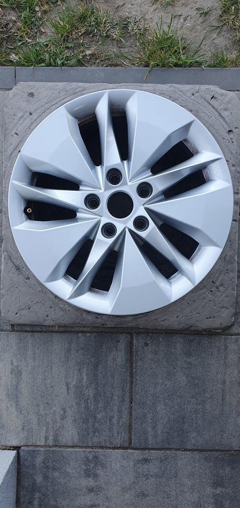 1x Alufelge 16 Zoll 7.0" 5x112 46ET 5E3601025AH Skoda Superb I Rim Wheel FEL3362004770nr
