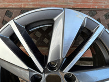 Laden Sie das Bild in den Galerie-Viewer, 1x Alufelge 17 Zoll 7.0&quot; 5x112 45ET 57A601025AT Skoda Karoq Rim Wheel