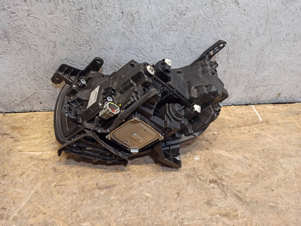 Frontscheinwerfer Mercedes-Benz A4709060900 Rechts Scheinwerfer Headlight SCH8643304974ga