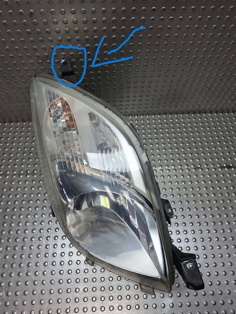 Frontscheinwerfer Toyota Yaris 811100D120 Rechts Scheinwerfer Headlight SCH2238744836oy