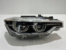 Laden Sie das Bild in den Galerie-Viewer, Frontscheinwerfer BMW F30 9883508-01 LED Rechts Scheinwerfer Headlight SCH5527415902xe