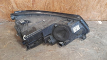 Laden Sie das Bild in den Galerie-Viewer, Frontscheinwerfer VW Tiguan Xenon Links Scheinwerfer Headlight