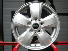 Laden Sie das Bild in den Galerie-Viewer, 4x Alufelge 15 Zoll 5.5&quot; 5x112 46ET Glanz Silber 6855101 Mini F56 F55 Rim Wheel