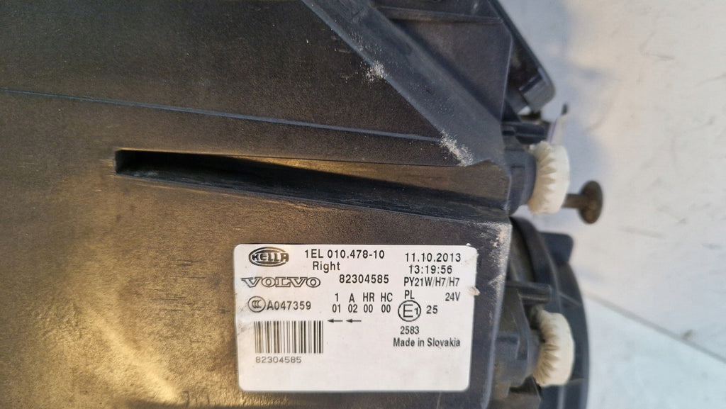 Frontscheinwerfer Volvo 82304585 Ein Stück (Rechts oder Links) Headlight
