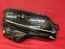 Laden Sie das Bild in den Galerie-Viewer, Frontscheinwerfer Skoda Karoq 57B941016 LED Rechts Scheinwerfer Headlight SCH8881192044it
