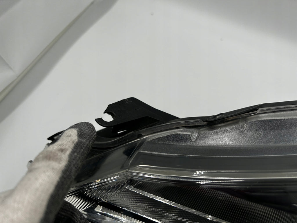 Frontscheinwerfer Toyota Yaris Links Scheinwerfer Headlight