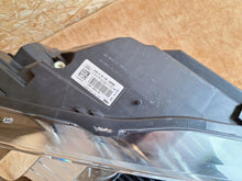Laden Sie das Bild in den Galerie-Viewer, Frontscheinwerfer Ford Kuga III LV4B-13E014-FB Full LED Rechts Headlight SCH9562384081zh