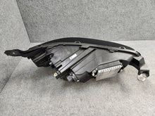 Laden Sie das Bild in den Galerie-Viewer, Frontscheinwerfer VW Multivan T7 S74113E017AF LED Links Scheinwerfer Headlight SCH3417834874rw