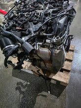 Laden Sie das Bild in den Galerie-Viewer, Motor Audi A4 B9 DETA 2.0 TDI 190PS 140kW 111TKm 2016 Diesel Engine Unkomplett