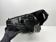 Laden Sie das Bild in den Galerie-Viewer, Frontscheinwerfer Opel Corsa F 39162659 Rechts Scheinwerfer Headlight SCH4397838848tn