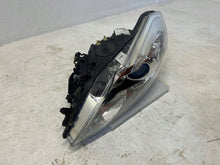 Laden Sie das Bild in den Galerie-Viewer, Frontscheinwerfer Volvo C30 31299752 Links Scheinwerfer Headlight SCH6628831255ti