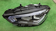 Laden Sie das Bild in den Galerie-Viewer, Frontscheinwerfer Mercedes-Benz Cla A1189062500 LED Links Scheinwerfer Headlight