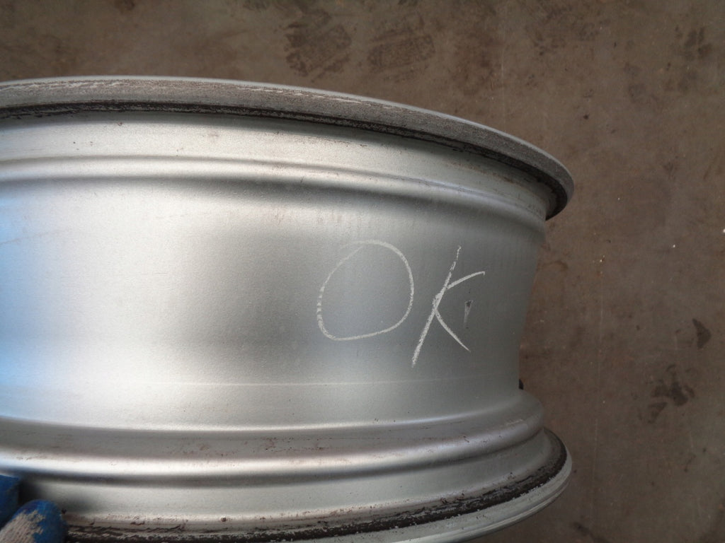 1x Alufelge 17 Zoll 6.5" 4x100 46ET Glanz Silber 51767998 Fiat Punto Evo Grande FEL4617189018pi