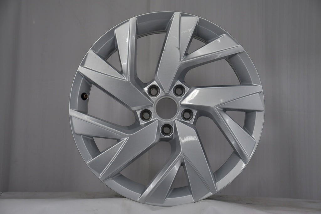1x Alufelge 18 Zoll 7.0" 5x112 43ET Glanz Silber 5NN601025P VW Rim Wheel FEL3522267782zh