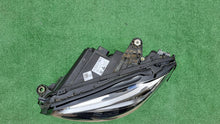 Laden Sie das Bild in den Galerie-Viewer, Frontscheinwerfer Mercedes-Benz W205 A2059065906KZ Links Scheinwerfer Headlight SCH4739036571fh