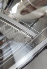 Load image into Gallery viewer, Frontscheinwerfer Hyundai H-1 92102-4H020 Rechts Scheinwerfer Headlight