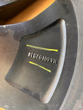 Load image into Gallery viewer, 1x Alufelge 19 Zoll 8.0" 5x112 45ET Glanz Grau 11A601025 Mg I Rim Wheel FEL6862163446qr