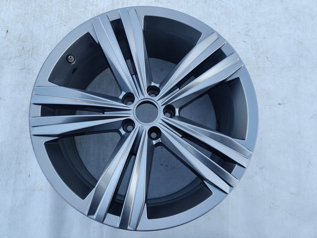 1x Alufelge 19 Zoll 8.5" 5x112 28ET Glanz Silber 760601025P VW Touareg Rim Wheel FEL2794555458go