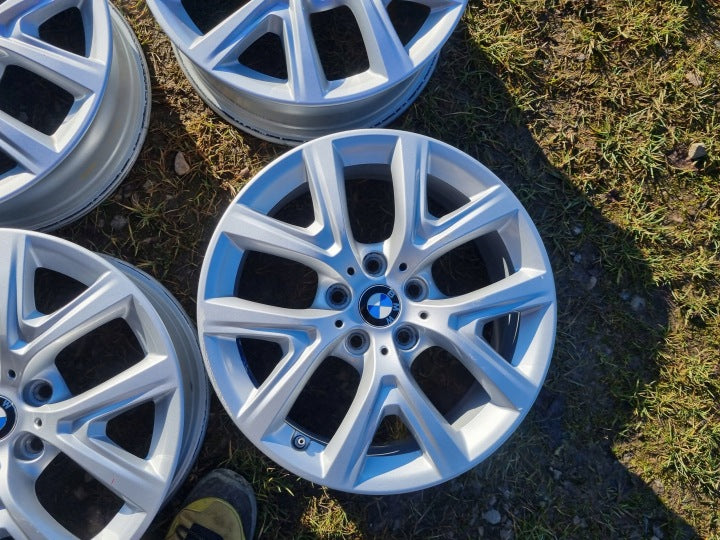 4x Alufelge 17 Zoll 6.5" 5x112 39ET 6856076 BMW X1 F48 Rim Wheel FEL6503769241ap