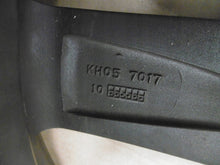 Laden Sie das Bild in den Galerie-Viewer, 1x Alufelge 17 Zoll 7.0&quot; 5x114.3 48ET KBA48060 Hyundai Rim Wheel